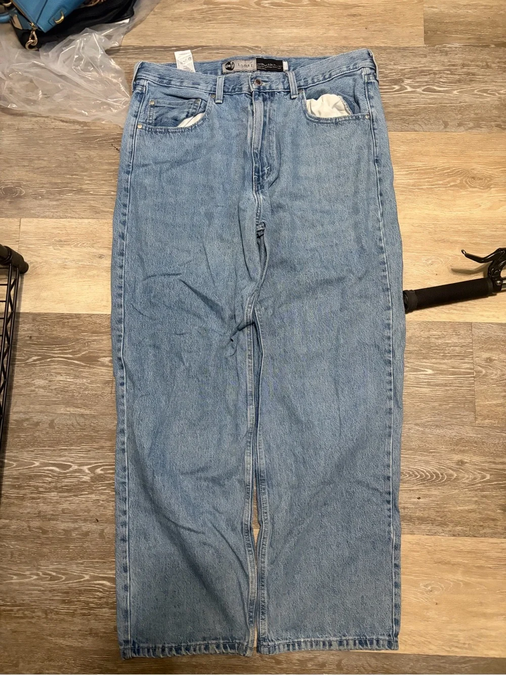 Vintage Levi Light Wash Loose Silver Tab Jeans